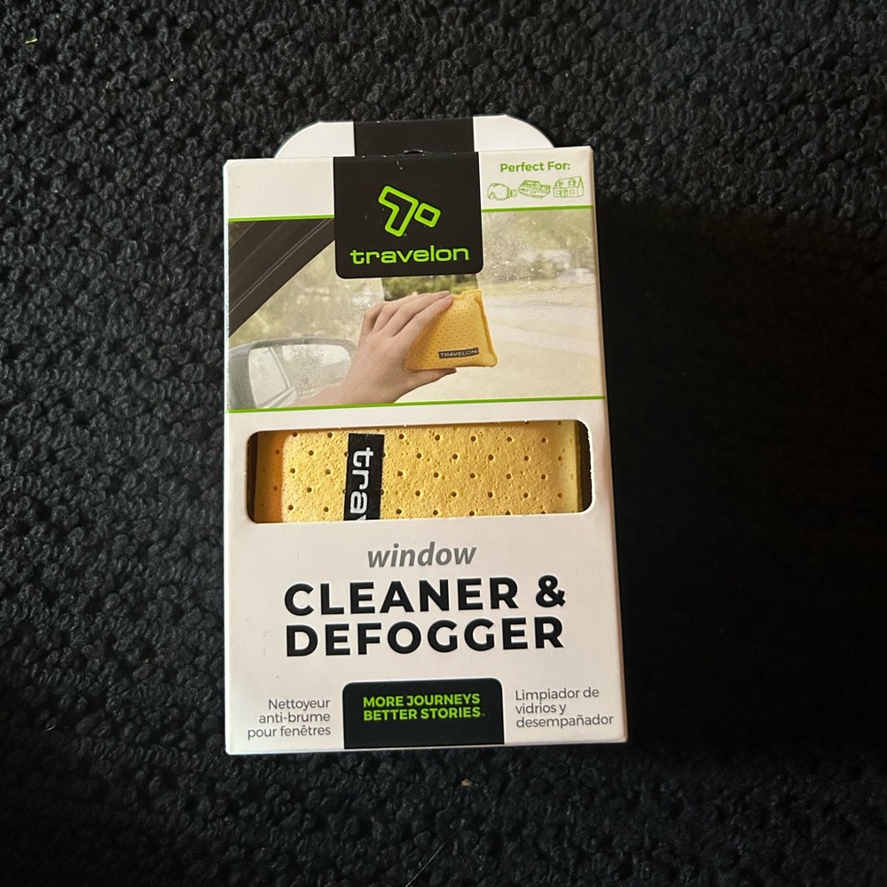Travelon Yellow Window Cleaner & Defogger